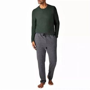 Eddie Bauer Two Piece Lounge Set